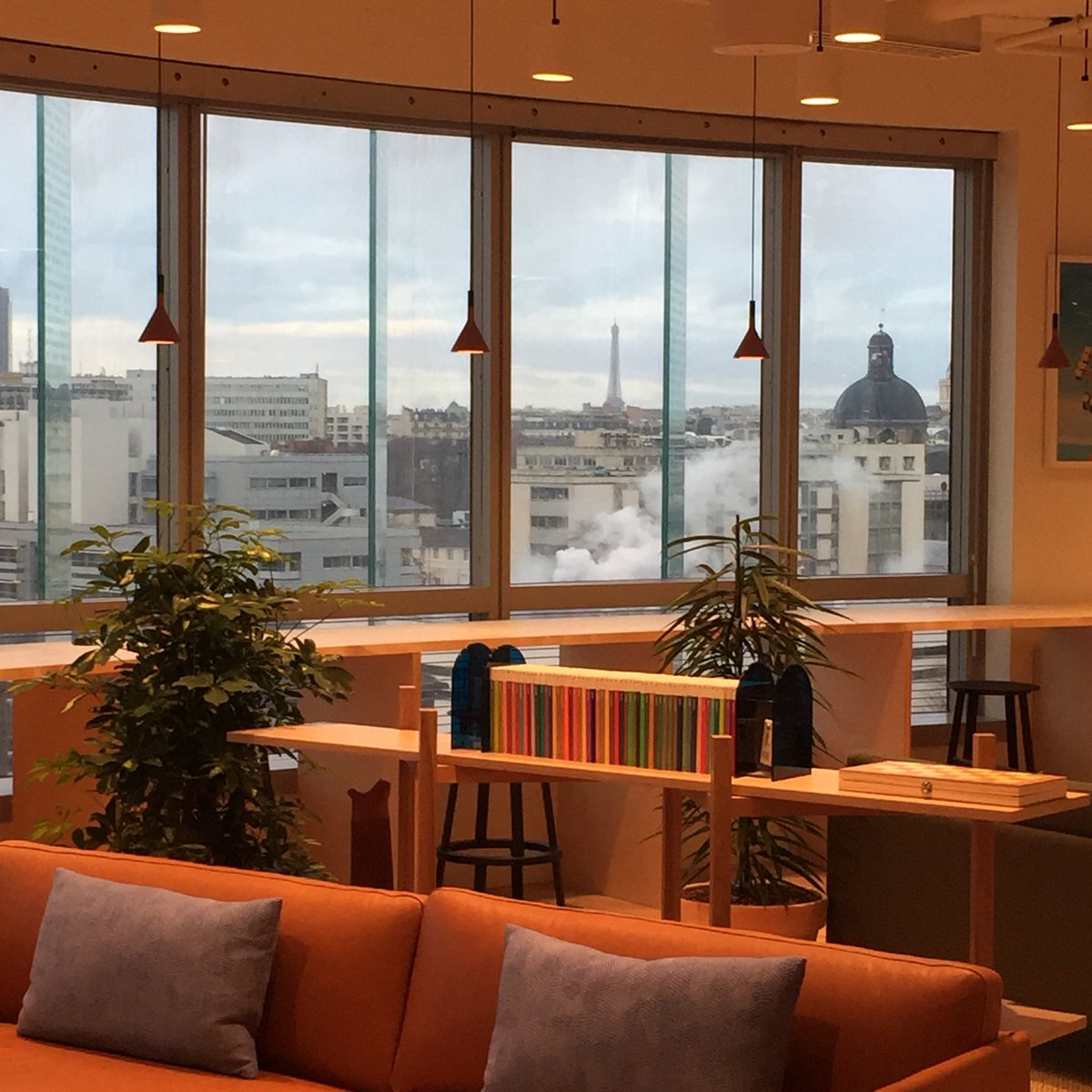 Découverte des bureaux parisiens <a href="/AktanInnovation/">Aktan</a> à <a href="/WeWork/">WeWork</a> 😎😍