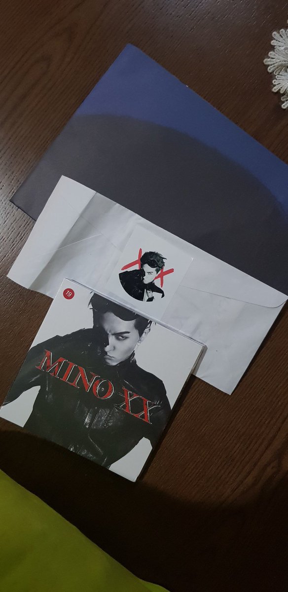 MY XX ALBUM IS HERE!!! THANK YOU @AlwaysSONGMINO !!! 😭😭😭😭