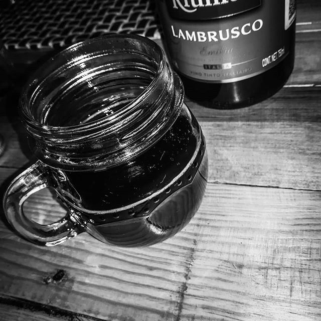 Red wine. ift.tt/2GtGri8