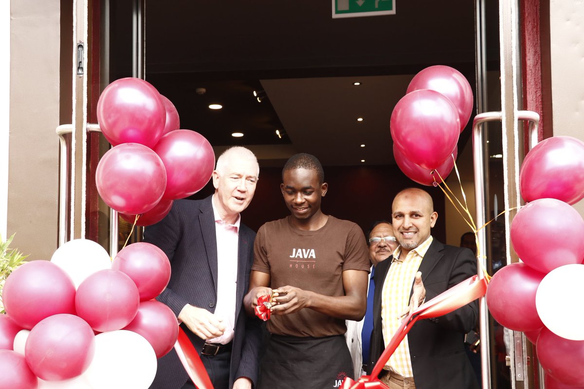 HomeboyzRadio's tweet image. Are you around Parklands? The brand new .@javahouseafrica #JavaHouseEngen is where you need to be at.
