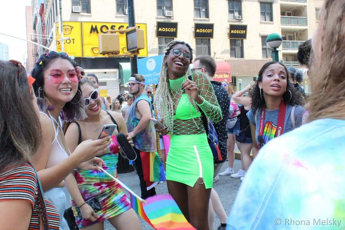 _femalefronted's tweet image. Michelle Lagos of LagosConsulting.com is completing the website.  STAY TUNED!