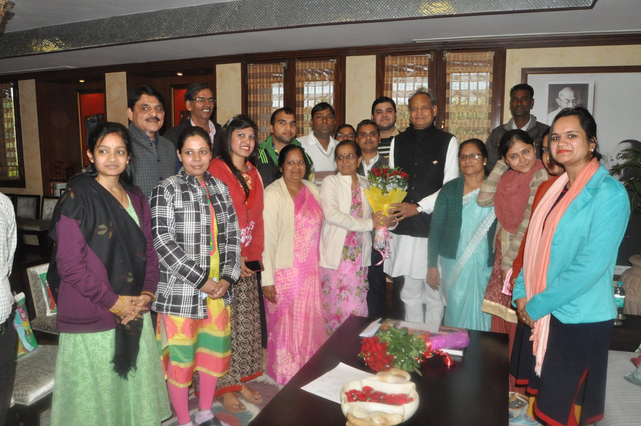 Ashok Gehlot on Twitter "At CMO....with officers and employees.…