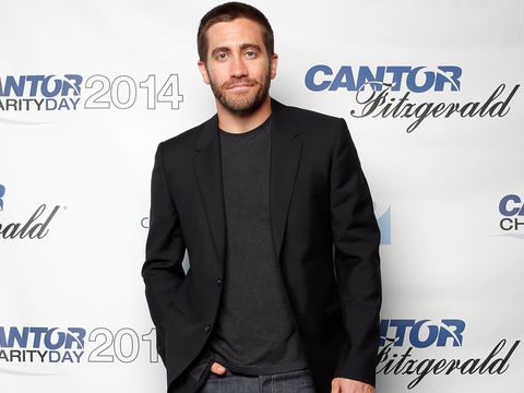 Happy birthday to the amazing actor,Jake Gyllenhaal,he turns 38 years today            