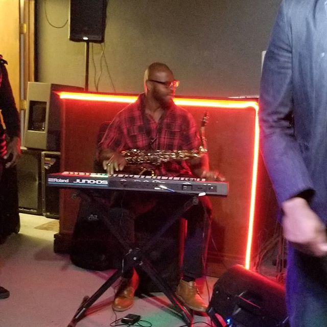 When I tell you that they are talented...gud gawd! . . .
#twistednturned #lifestyleblogger #HAABVoice #intentionalamplifier #microinfluencer #haababouttown #blkcreatives #houstoncontentcreators #houstonmedia #houston #HoustonBloggers #houstonmusicscene #… ift.tt/2PNsCdF