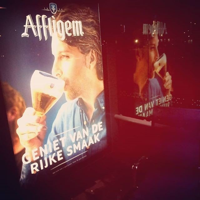 IbeerNetwork's tweet photo. Bus stop media. Tomorrow we'll install the next iBeerNetwork,  check our #affligem solution 🍻. #busstop #nightout #beer #bier #craftbeer #beers #beerfont #beerporn #pub #drinkbeerfromhere #biere #instabeer #ibeer https://t.co/1lFRwZD3C7