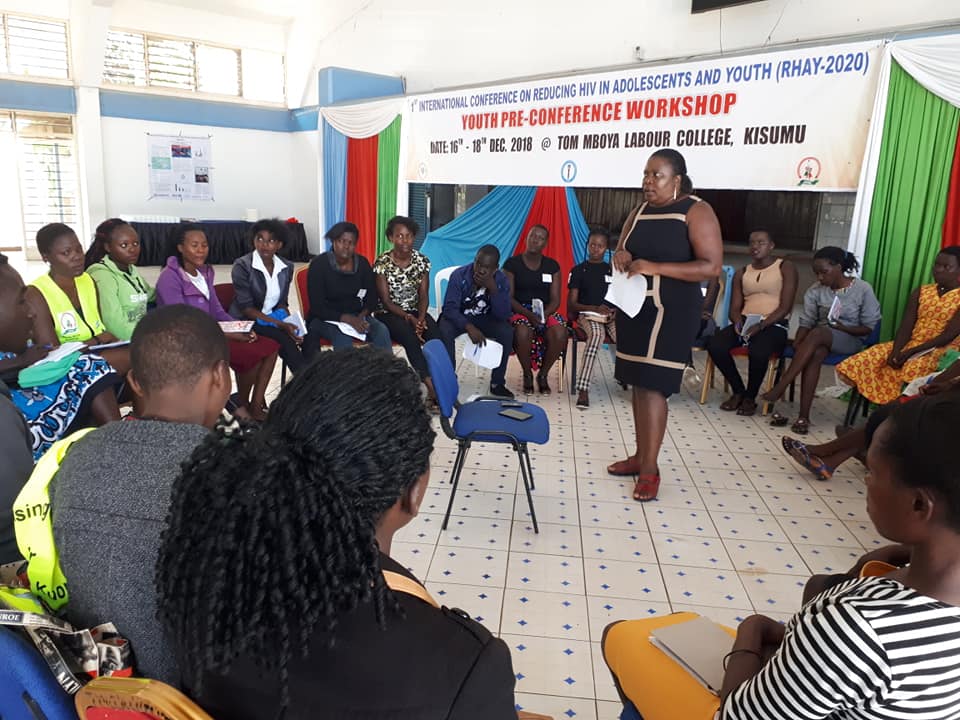 NigeeKenya's tweet photo. Yesterday the Youth Pre-conference was focusing on Youth-Led conference designing for the upcoming RHAY 2020! This will be the 1st Youth-led conference in the region. Thanks to @ajws and @WITHandFORgirls for supporting NIGEE girl's advocates in spearheading this amazing work! https://t.co/Jn9ILWcMom
