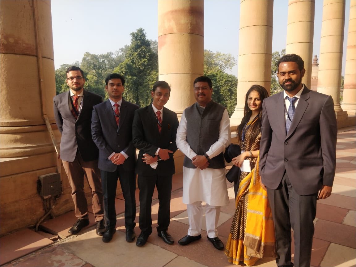Met an enthusiastic group of young railway engineers brimming with innovative ideas &amp; creativity. Wished them luck for a bright future ahead.
