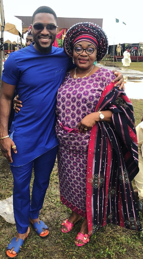 tobibakrelyrics's tweet photo. Happy birthday to you mama , wishing you all the happiness is the world sending your way a lot of hugs and kisses
May God give you strength
#TobiBakre #Winterfest #winterfest2018 #Winterfest #winterfest2018 #TobiBakre #Winterfest2018 #bbnaija #TobiNation #Tobibakre #TeamTobi https://t.co/ARqI2qGde1