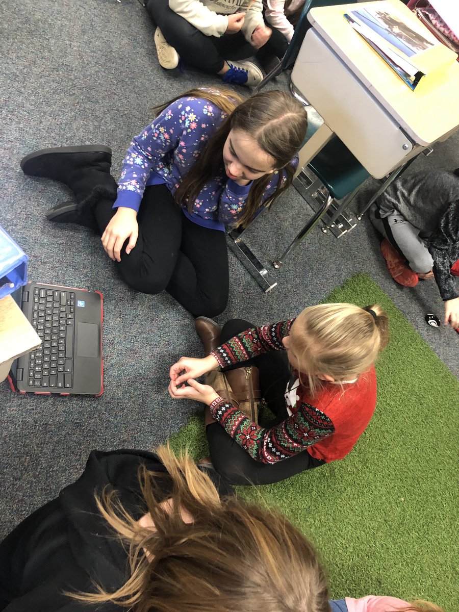 mshettingerwsd's tweet photo. Informational Writing Celebration! The class shared their Google slide presentations to 4th grade. The students learned all about the Westward Expansion! #WilsonSD #shilohhills https://t.co/1ejvEYSSz1
