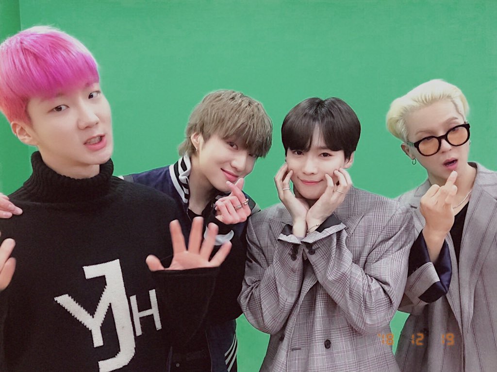 yg_winnercity's tweet photo. #밀리언즈 안녕 반가워 침착하고 차분히.. 는 몰라잉 너무 좋져!!!😍 밀리를 크게 듣고 보고 싶고 빨리 인서들과 같이 이야기 하고 싶어가지구여!!! 선물이라 하기에 거창할 것 같아, 그냥 박인서에게 만큼은 아쉬운 마음 안 들게 했음 바랐는데 오히려 받은 마음이 더 크다고 합니닼!! #박인서짱 https://t.co/4hjrURn8kp