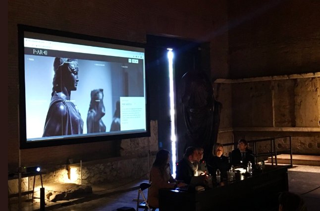 Nella splendida cornice della Curia Julia il nostro CEO <a href="/FraValenza/">Francesco Valenza</a> alla presentazione del nuovo sito del #ParcoColosseo ➡️ parcocolosseo.it con layout design e sviluppo di <a href="/Amarantoweb/">Amaranto</a> in collaborazione con <a href="/ElectaEditore/">Electa Editore</a>