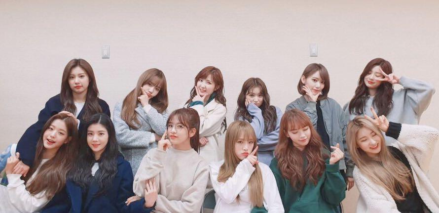 anyujinnn_'s tweet photo. [IZ*ONE VLIVE UPDATE] 💙

#IZONE #아이즈원 
#AnYujin #안유진 
#Yujin #유진 
#La_Vie_en_Rose #라비앙로즈 https://t.co/OLkOtS3AEi