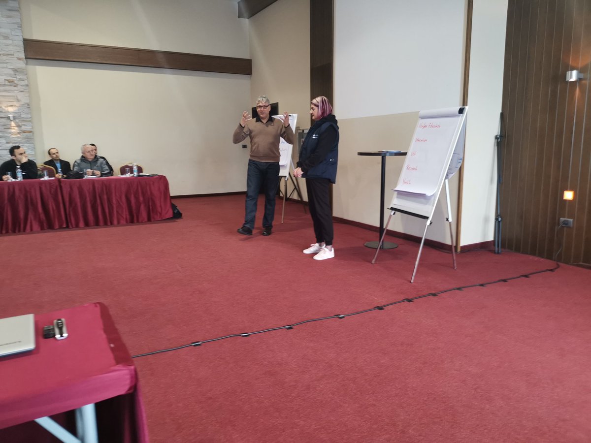 AgencyPrograms's tweet photo. Националната агенција за европски образовни програми и мобилност во период од 18 до 21 декември, организира обука за комуникациски вештини за вработените во националната агенција, градењето на сопствените капицитети е предуслов за успешна институција...n https://t.co/bCsWlHJM6V