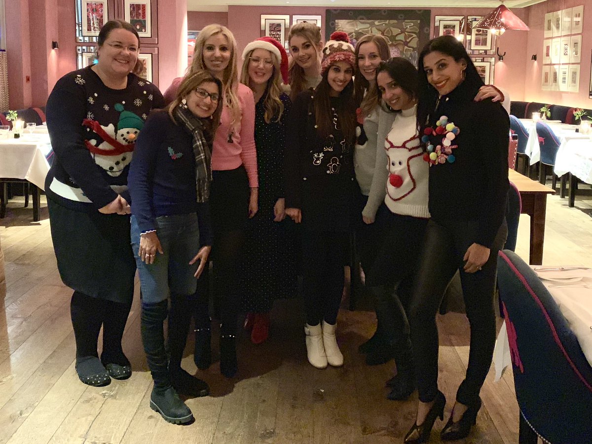 Lovely evening <a href="/Brumus_Bar/">Brumus</a> for the Bloggers Christmas Dinner! Definitely got all the festive feels now. Thank you ladies 😘
