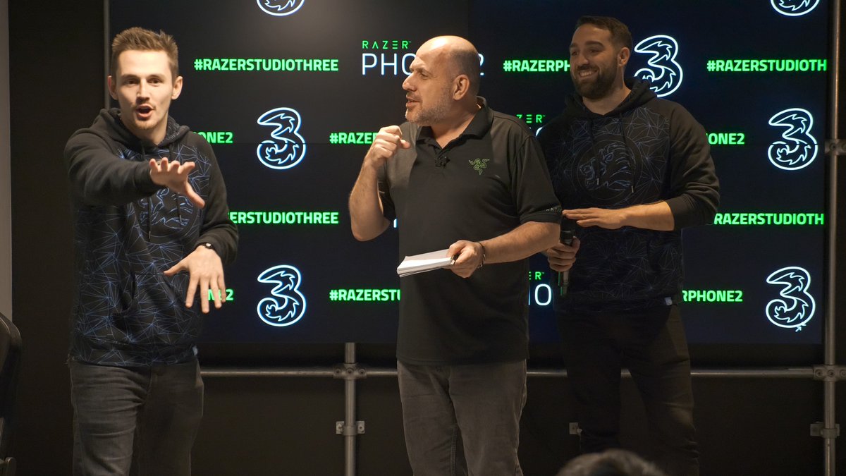 Razer's tweet photo. Tournaments, swag, and the chance to experience the #RazerPhone2—our fans had a blast with @SyndicateOG and @karlhandforth over the weekend at #RazerStudioThree! Thanks @ThreeUK for being an awesome host. https://t.co/ssPnjgSGUP