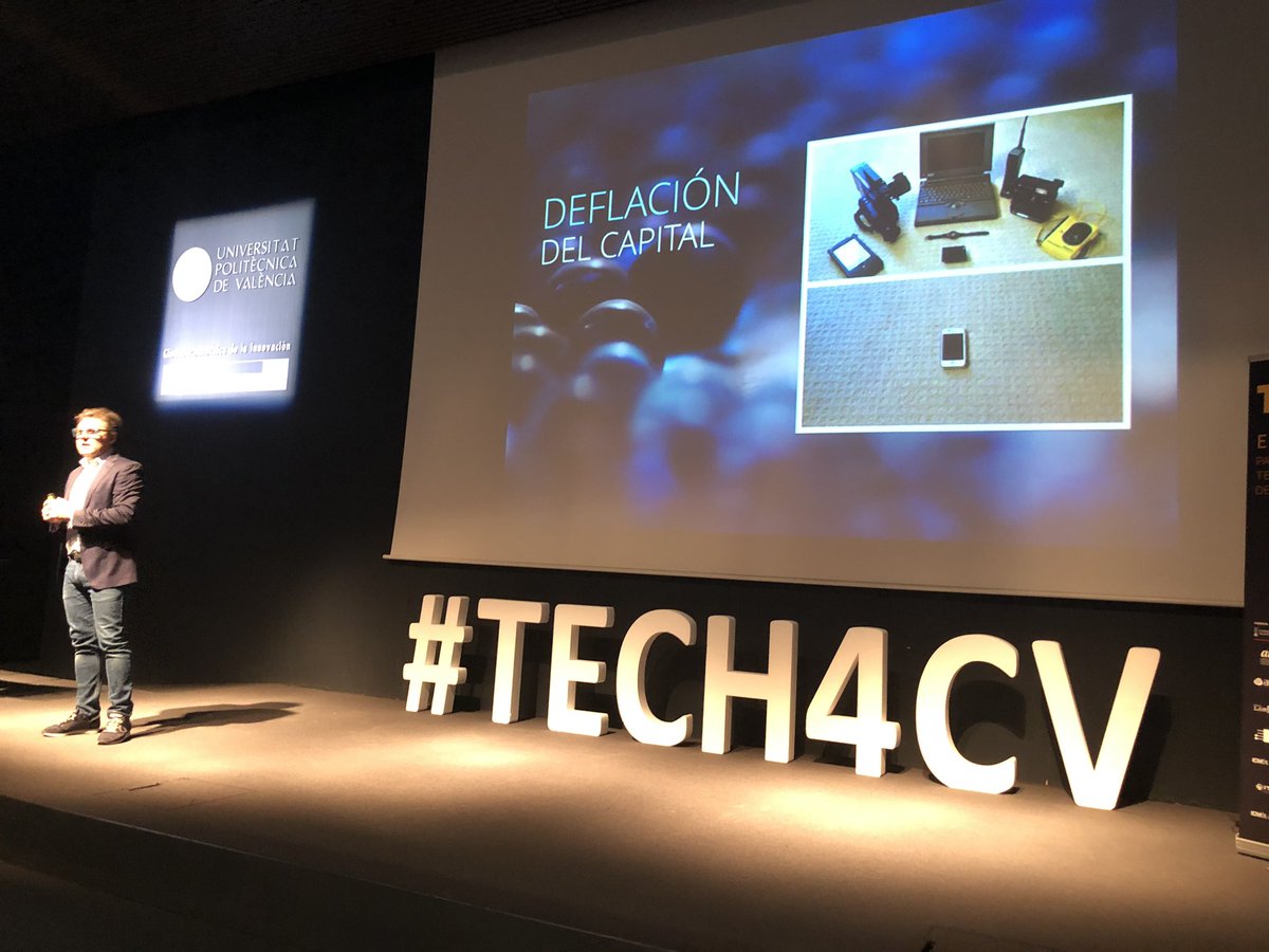 juan_silta's tweet image. Deflación del capital (descripción gráfica) según @marcvidal #TECH4CV