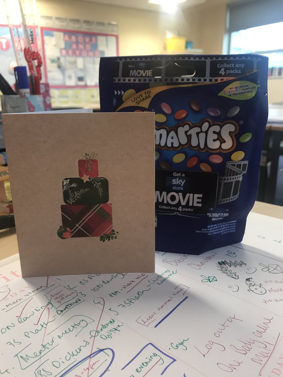 MissAEMarshall's tweet photo. Thank you @GilmoreVicki . Lovely surprise! Merry Christmas. 🎄🎊 https://t.co/oMakoQGOLC