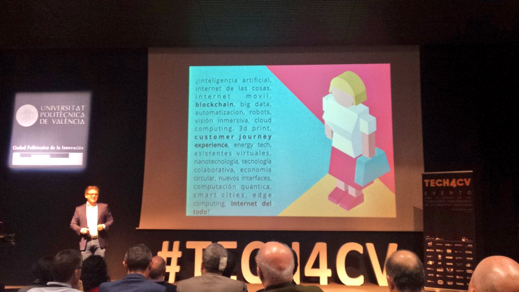 yocomu's tweet image. Mira esta foto de la charla de @marcvidal Hay una lista de tecnologías habilitadoras que son más presente que futuro y preguntate no si te va a afectar esta disrupción tecnológica sino cuándo lo hará porque pasará. Innova, pasa a la acción y adapta tu modelo de negocio #TECH4CV
