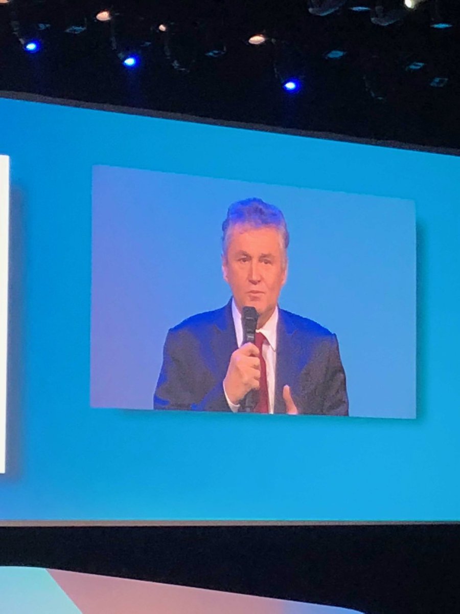 JosephdAuzay's tweet photo. #InVIvo2018 En grande forme, Thierry Blandinières, DG d’InVivo, présente le rapport d’activité du groupe, avec un EBITDA en progression de + 22% à 163 millions d’euros. Après la cession de Neovia, son secteur alimentation animale, le groupe prépare un nouveau plan stratégique. https://t.co/ddfpR1v3Sd