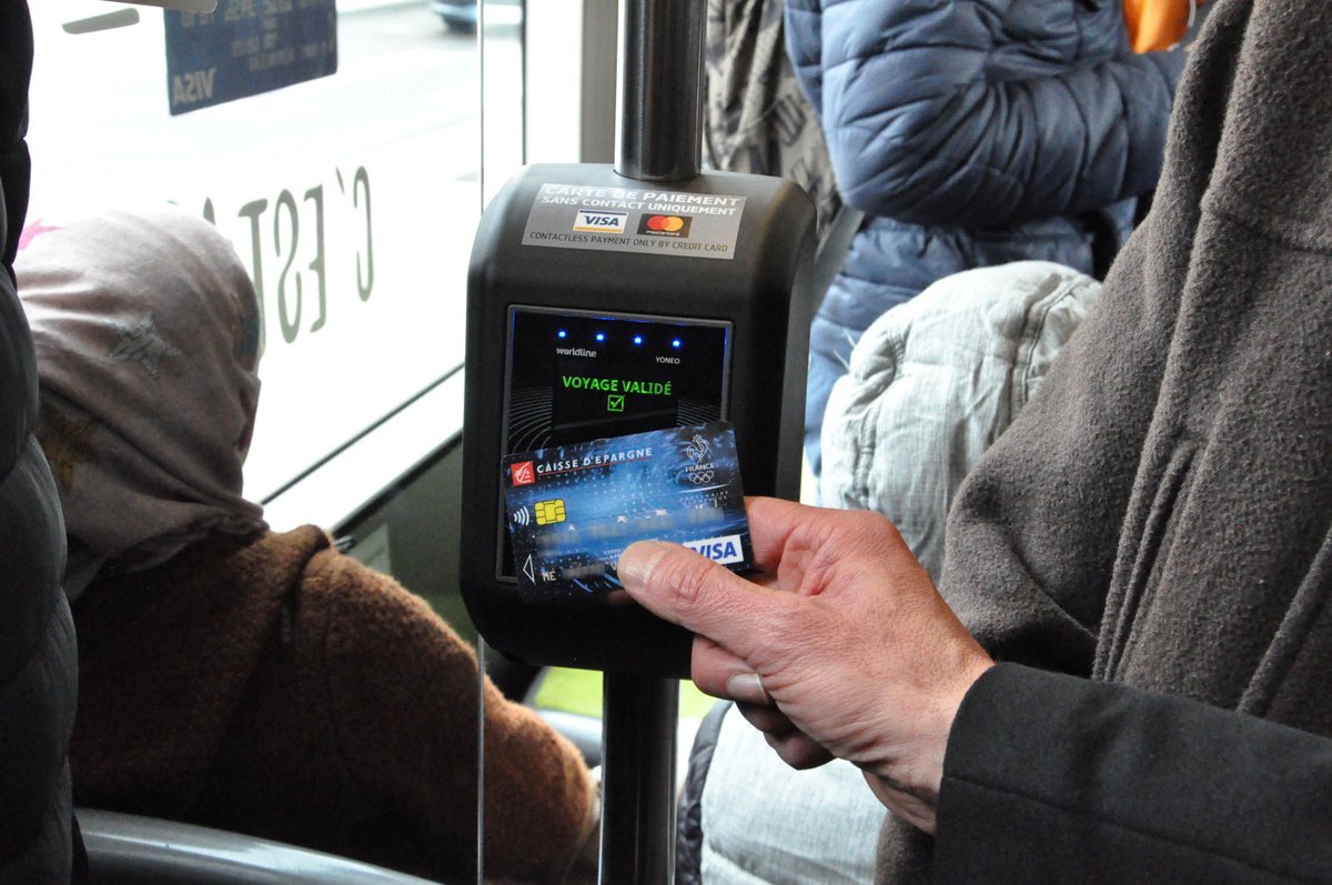 groupekeolis's tweet photo. Quand on attrape de justesse un tram, pas toujours évident d'avoir un ticket avec soi. Ça tombe bien ! À #Dijon plus besoin de titre de #transport papier grâce à l'#OpenPayment 💳. C'est l'une de nos belles histoires. #VendrediLecture 📖
https://t.co/gCU1YUJaNT https://t.co/kvf5K3TCS2