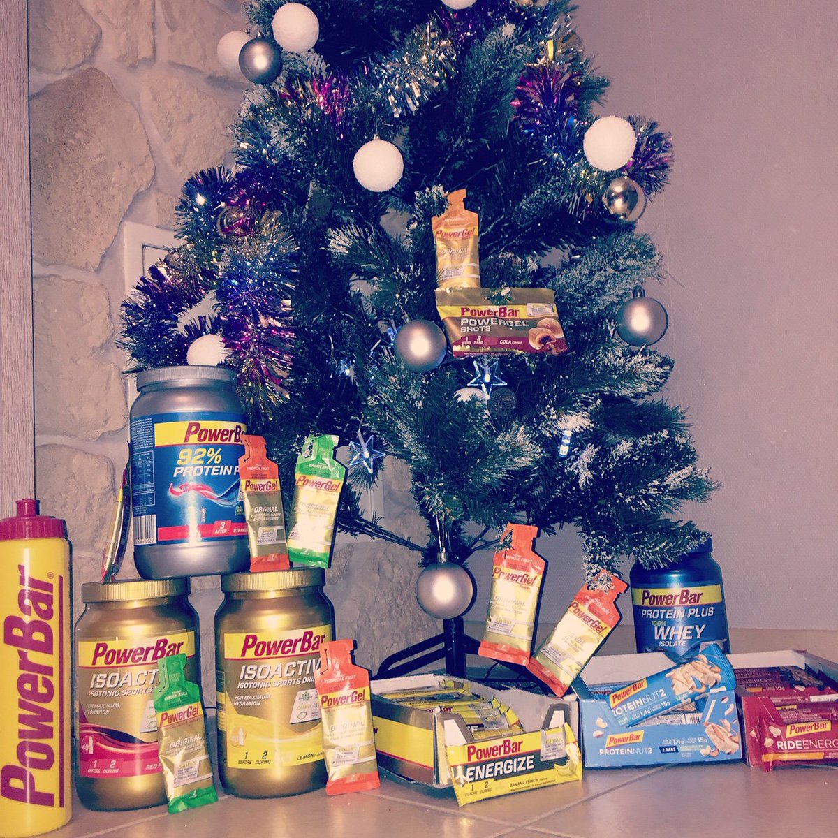 PowerBar France tweet media