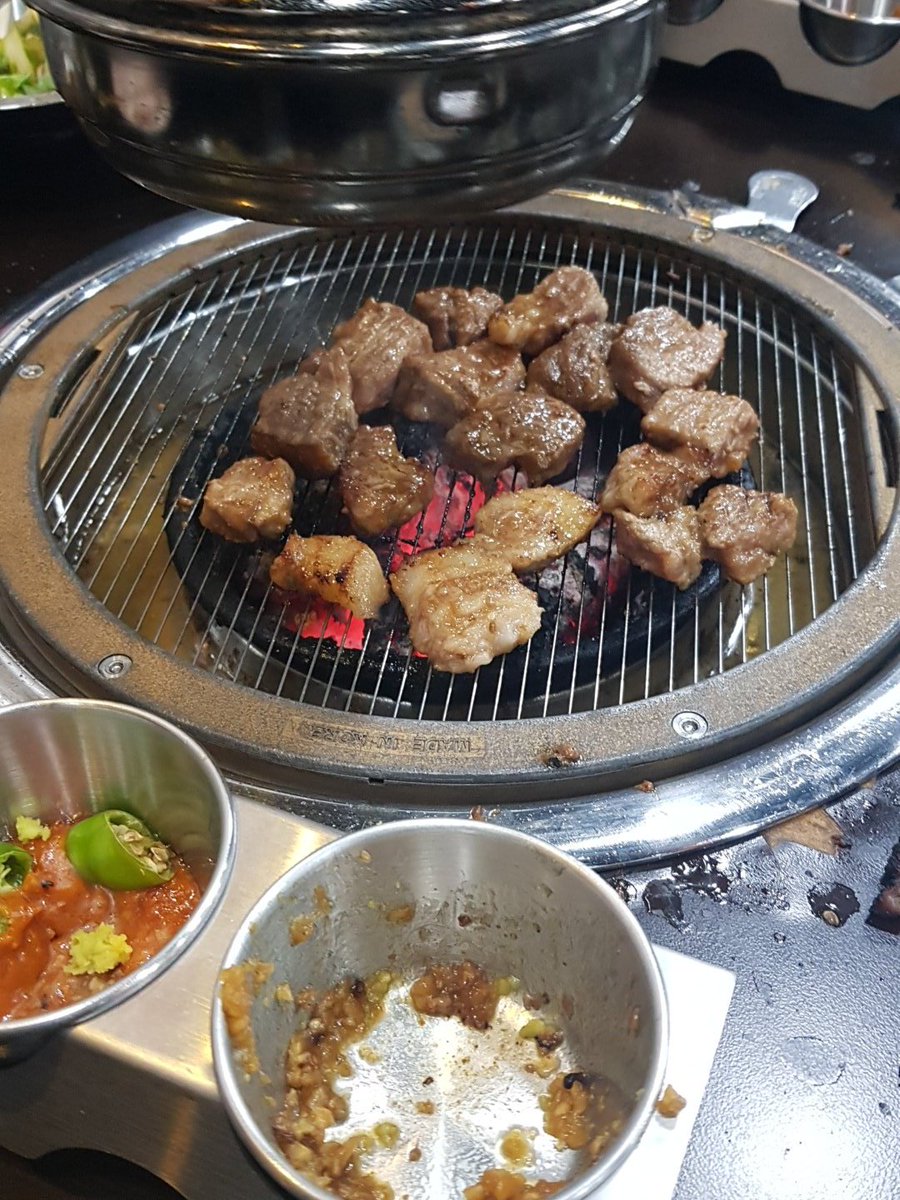 rising_point's tweet photo. 두툼갈비로 고고
#두툼갈비 #인덕원갈비맛집 https://t.co/dnMXxBbS76