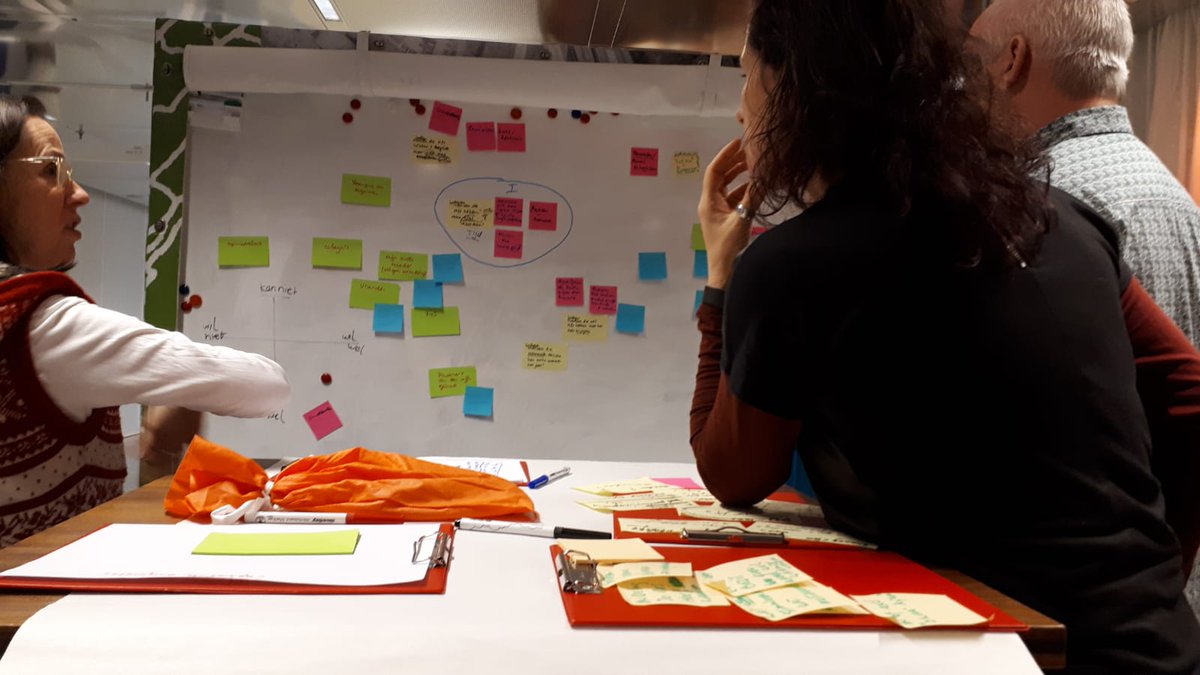 Serious Ambtenaar tweet media