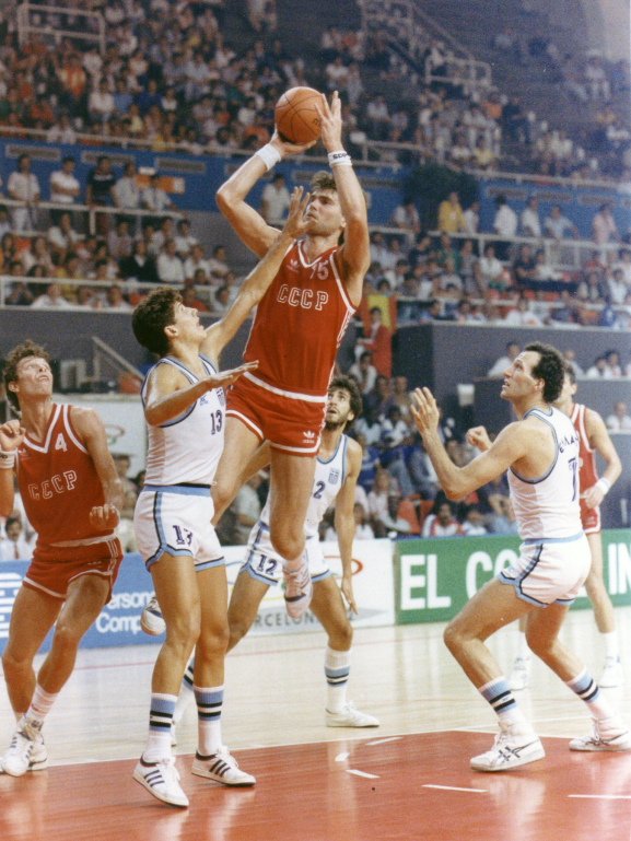 Happy birthday to the great Arvydas Sabonis! 