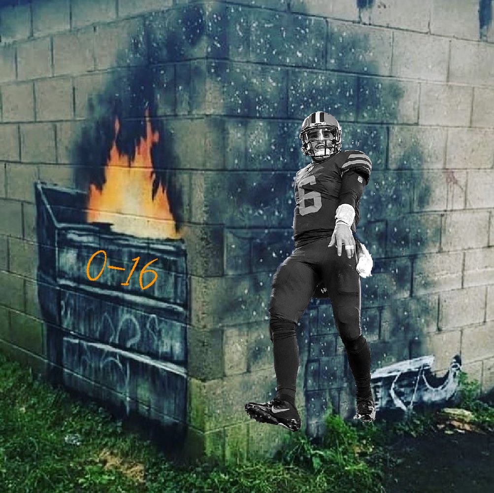 REFLOG18's tweet image. Newest #Banksy is on point. #Browns