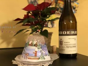 Babbo Natale è arrivato in anticipo, e ha portato un Top wine: Barolo Vigna Rionda 1990 di Oddero bit.ly/2A4Rionda #barolo #winelover #vignarionda <a href="/RadioBottiglia/">Radio Bottiglia</a> <a href="/Marco_K18/">Marco Lupi</a> <a href="/QuartinodiVino/">Giuseppe Martelli</a> <a href="/RossoGranato/">TheWineApprentice</a> <a href="/MONICABIANCIARD/">MONICA BIANCIARDI</a>