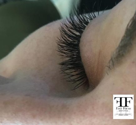 face_focus's tweet image. A set of Classic lashes for my client. 
Danika 07825 248400 #classiclashes #lashextensions #braintree