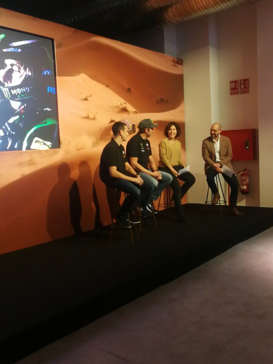 BMWGroupEspana's tweet photo. .@NaniRoma "La presión hace falta antes de competir para hacer algo importante" #MiniDakar https://t.co/it2ecjLiHY