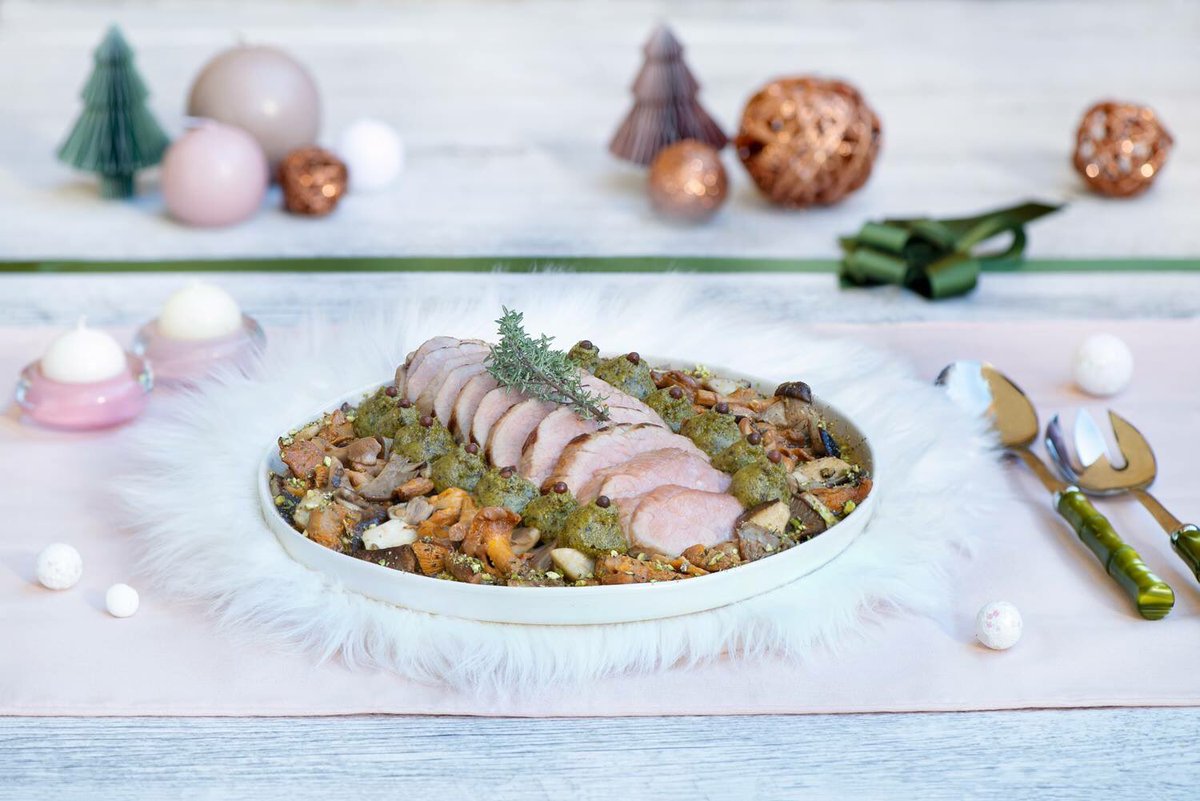 Ed eccoci al piatto forte del #MenùDiNatale: che mangerete al Nord o al Sud di certo non mancherà l'arrosto! 
Ma non tutti gli arrosti sono uguali! Curiosi? 

❄️ bit.ly/ArrostoDiNatal… ❄️
🎊 bit.ly/ArrostoDiNatal… 🎊