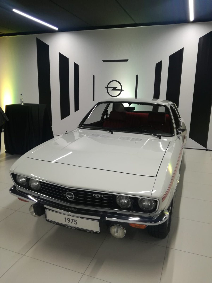 motorpuntoes's tweet photo. Estamos con Opel repasando su primer año con el plan PACE! y sus planes de futuro.
Aquí os dejamos unas imágenes de lo que estamos viendo.😉😉
#PACE #PACEplan #PSA #Opel @Opel_Spain @Opel @OpelNewsroom @GroupePSA_es #PlanPACE #Concept #Conceptcars https://t.co/pUdSKZxwB7