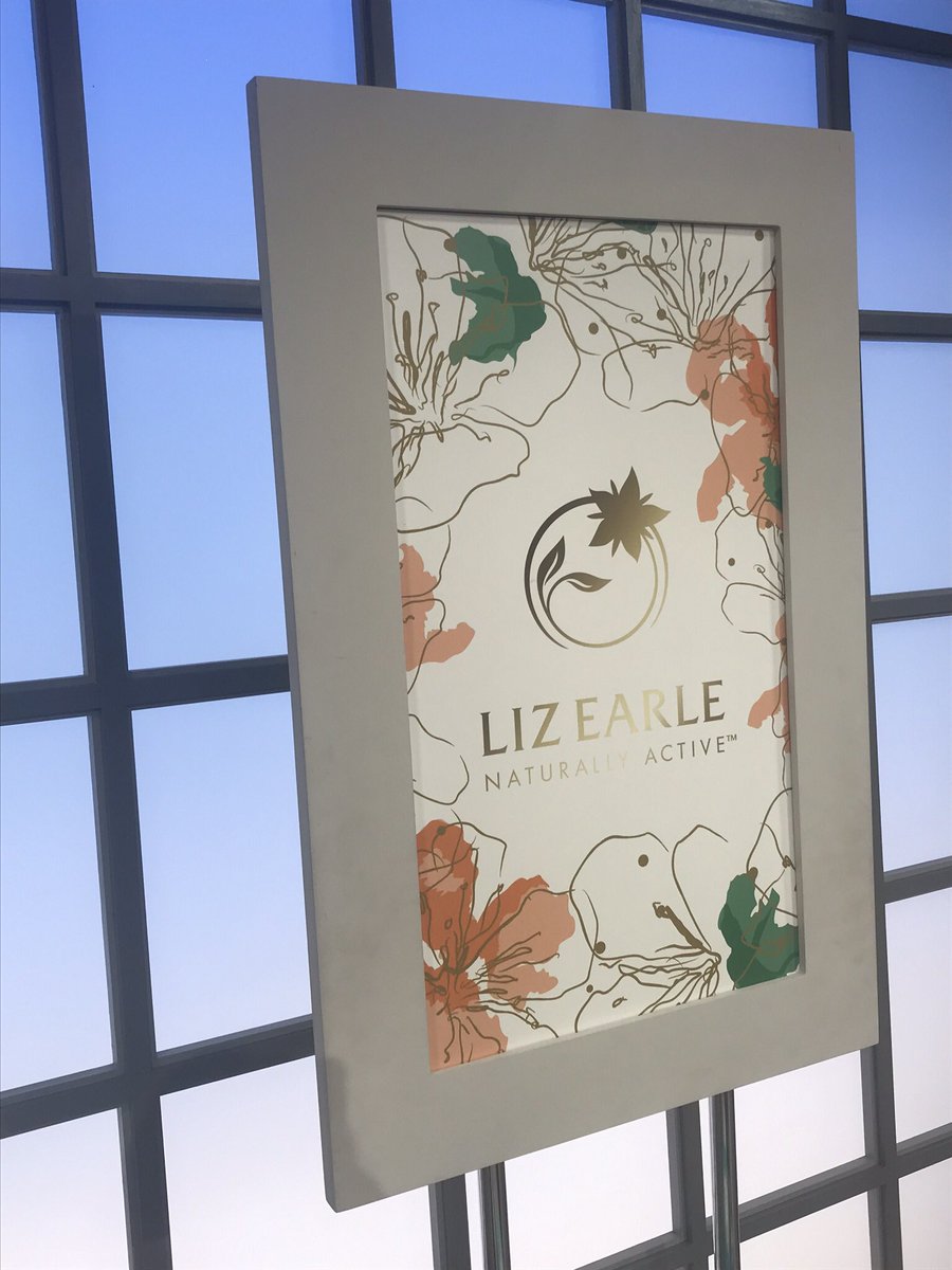 CALizEarle's tweet image. Do join me &amp;amp; @Craigrowe_TV on the @qvcuk 8pm hour for a special @lizearle #OneTimeOnly 🍊(&amp;amp; then for our final show of the year later at 10-11pm)