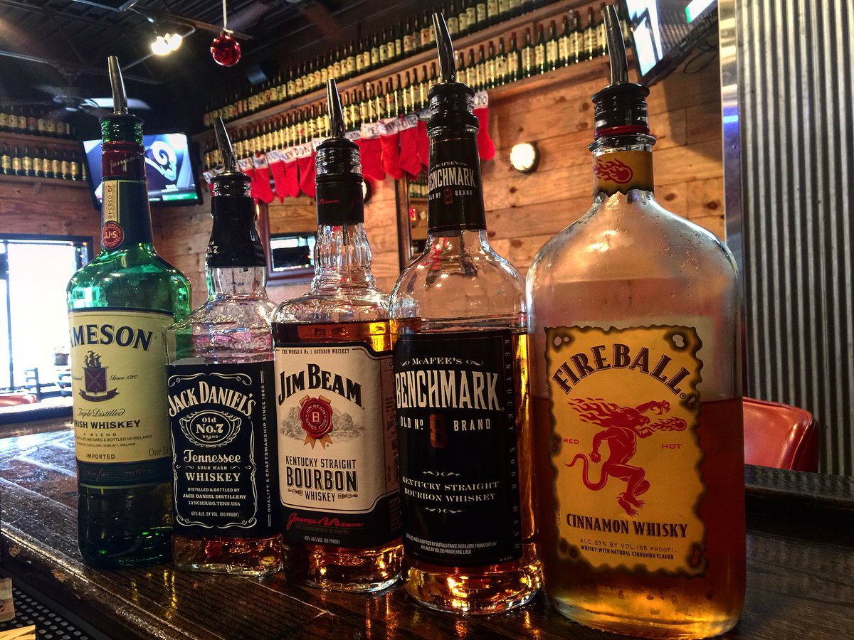 Whiskey Wednesday 5$ Jameson, Jack and Jim 4$ Benchmark 3$ Fireball. All day #sliderinn #whiskywednesday