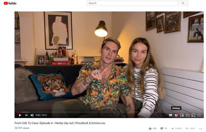 henleyherald's tweet image. Made in Chelsea Star &amp;amp; Fiancé Film You Tube Episode in #Henley @oliverproudlock @NikiSchafer @GoFilmProd @TheVintage_Look @HofmannsHenley @HobbsofHenley henleyherald.com/2018/12/19/mad…