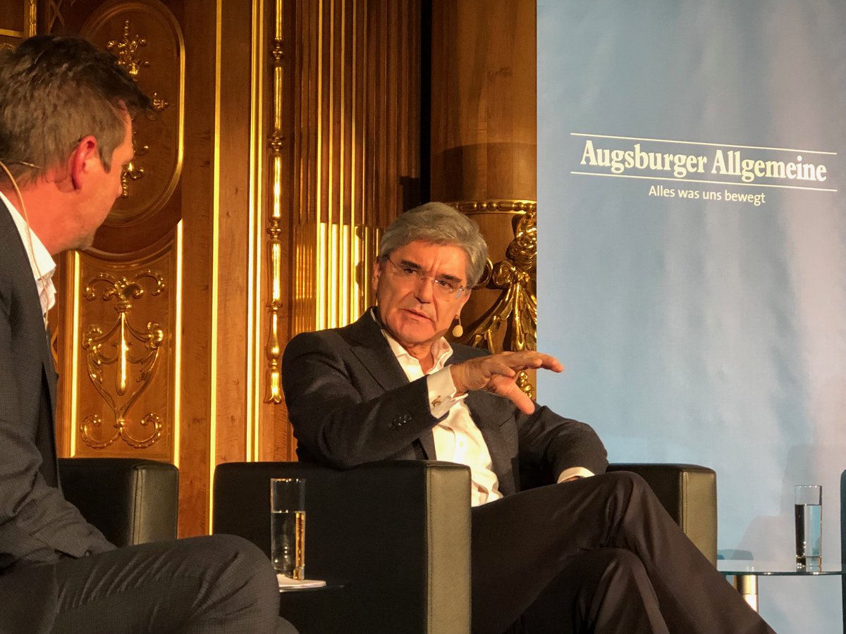 RZHannover's tweet photo. #Heimat ist für mich zu allererst ein Gefühl; das gibt mir Orientierung - sagt ⁦@JoeKaeser⁩ im Talk mit ⁦@sa_schierack⁩ und ⁦@GPSchmitz⁩ in #Augsburg https://t.co/sTrP01oGEm
