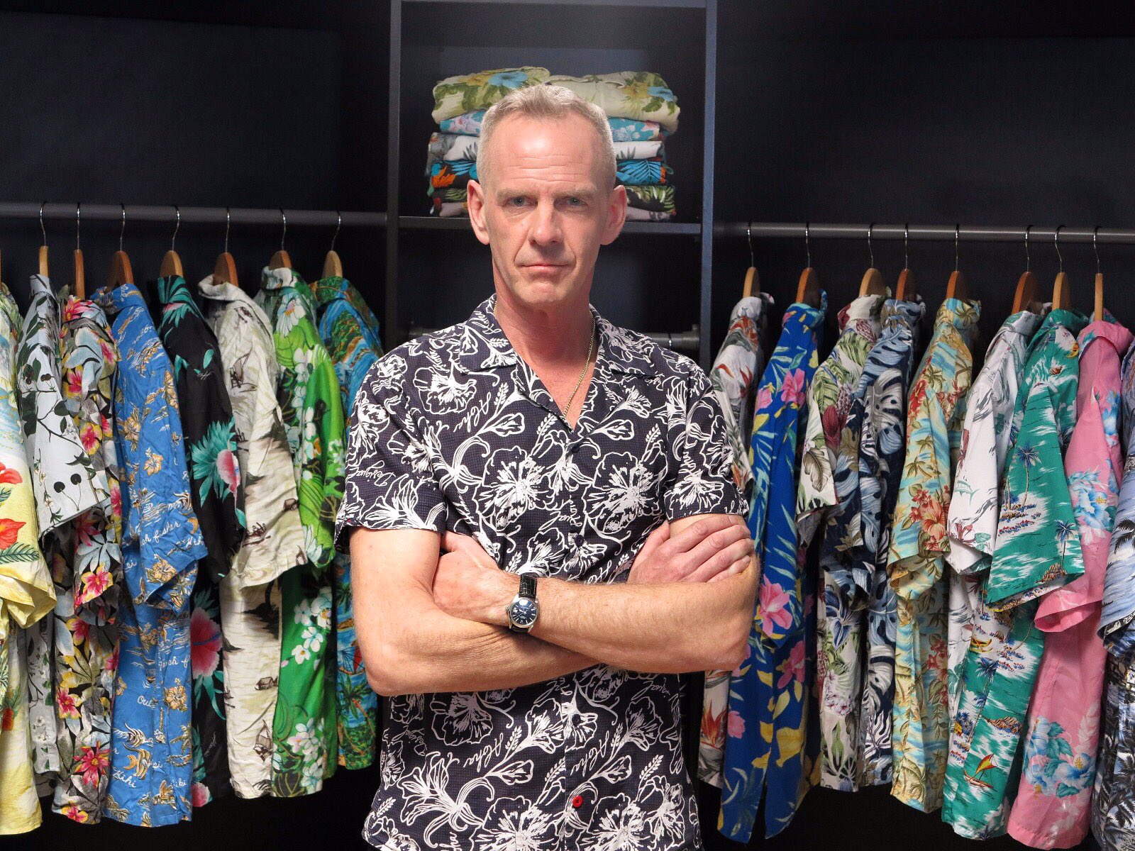 Tiki party dress code best sale