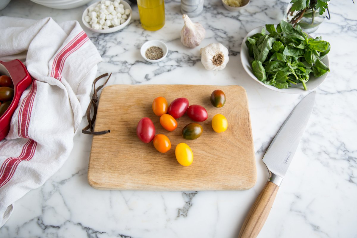 ZZ2Farming's tweet photo. We've just uploaded the mouthwatering recipe for @drizzleanddip's Tomato & Goat's Cheese Gratin made with our #MedleyMix tomatoes!
Click here to feast your eyes on how to make this festive favourite: https://t.co/5e72ZMyP8W
#ZZ2Tomatoes #TasteZZ2 https://t.co/7OJlAMiJPB