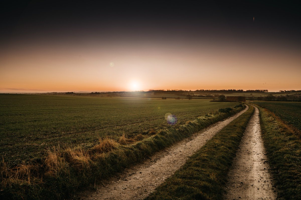 lce_nottingham's tweet photo. A beautiful landscape shot taken by #NeilKatesPhotography on his recently purchased @SonyUK a7III & @TamronUK 28-75mm F2.8 @LCEOffers @markbaberphoto #PelhamStreet #Nottingham #PartExchangeWelcome #sony #Tamron @Intro2020 #PhotoHour #Landscape https://t.co/W7VaCDJ2am