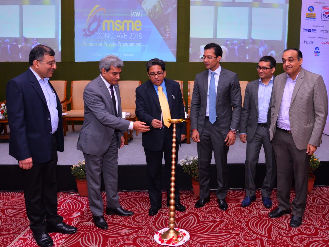 CIIEvents's tweet photo. CII-Eastern Region hosted the #MSMEConclave2018 today in #Kolkata . Here is a glimpse of Lamp lighting Ceremony. @minmsme https://t.co/VupdzbTgoQ