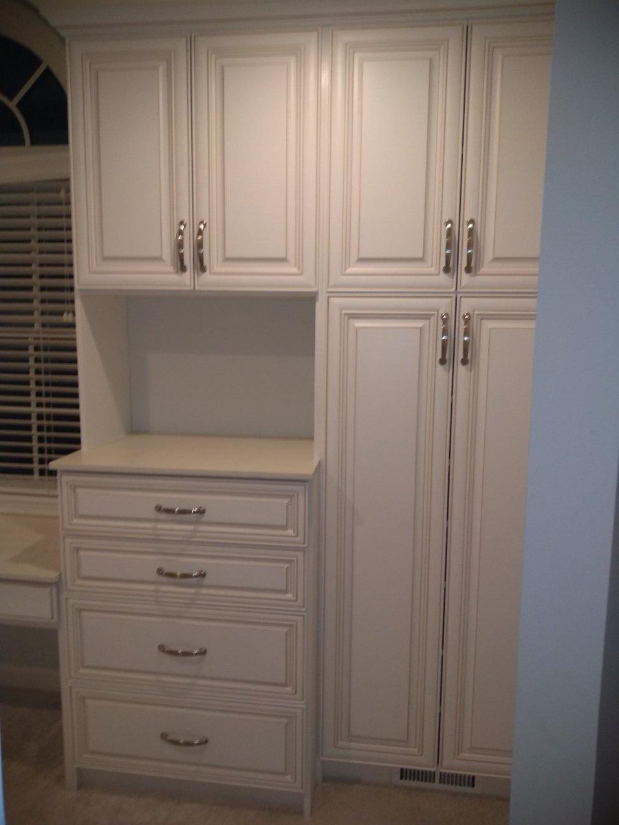 OrganizingO's tweet photo. #whiteglaze#walkins https://t.co/jP79GiQvHc