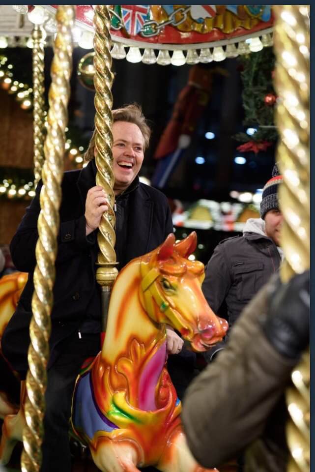 jimmyosmond's tweet photo. No more #CrazyHorses for a while, here come my #CrazyPirates #OpeningShow #panto ⁦@brumhippodrome⁩ #PeterPan https://t.co/yTTPjIavra
