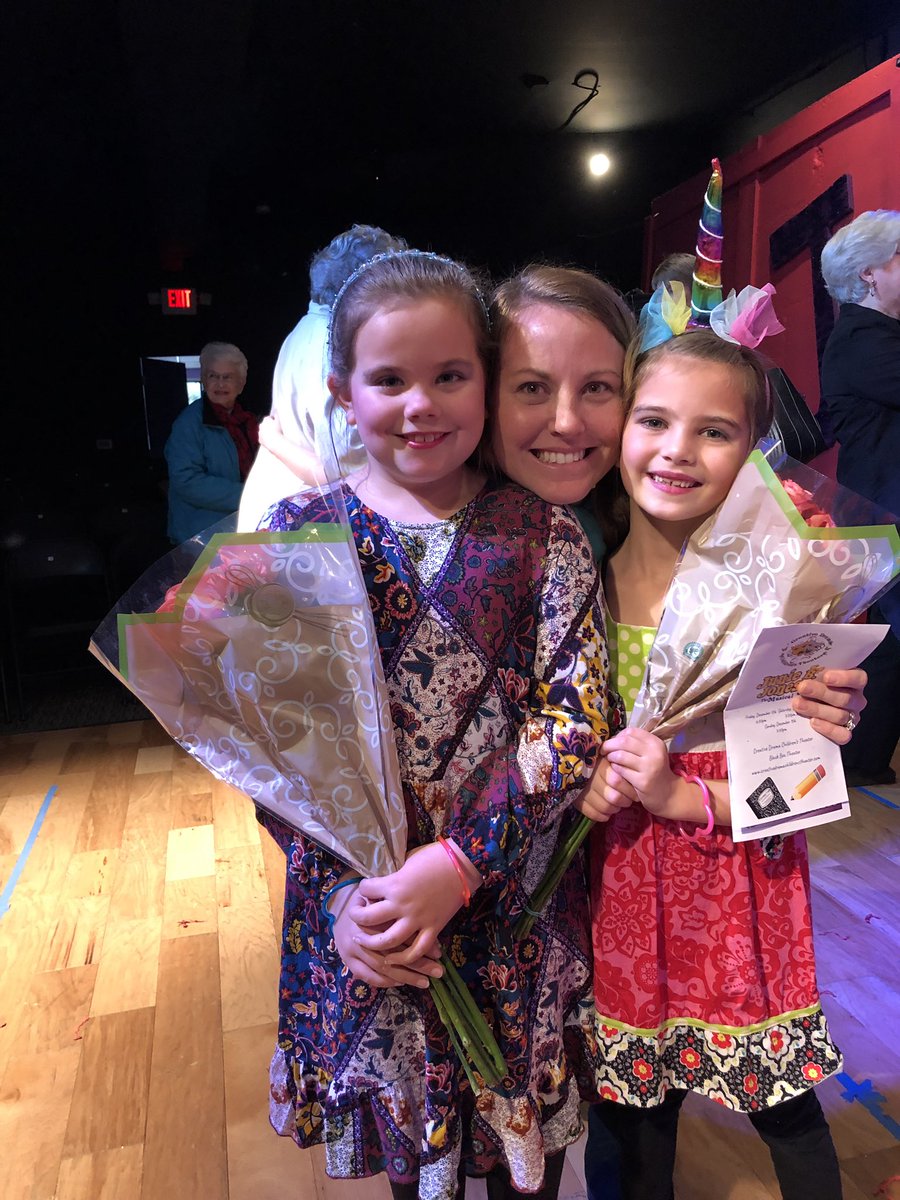 Mandy Nealeans tweet media