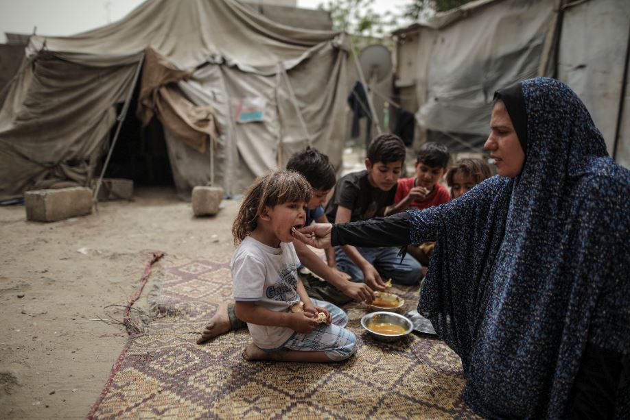 Funding crunch forces @WFP to reduce food assistance in #Palestine despite rising need https://www.wfp.org/news/news-release/funding-crunch-forces-wfp-reduce-food-assistance-palestine-despite-rising-need