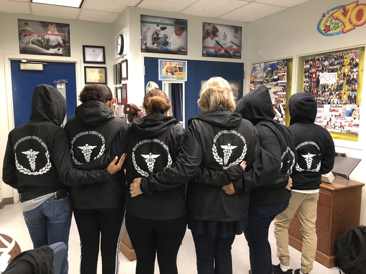 HosaJpt's tweet photo. Holiday HOSA hoodies and windbreakers have arrived! Thank you Majestic Teez, they are awesome ♥️ #HappyHolidays #HOSAJPT #MajesticTeez https://t.co/0cPOA7f7ox