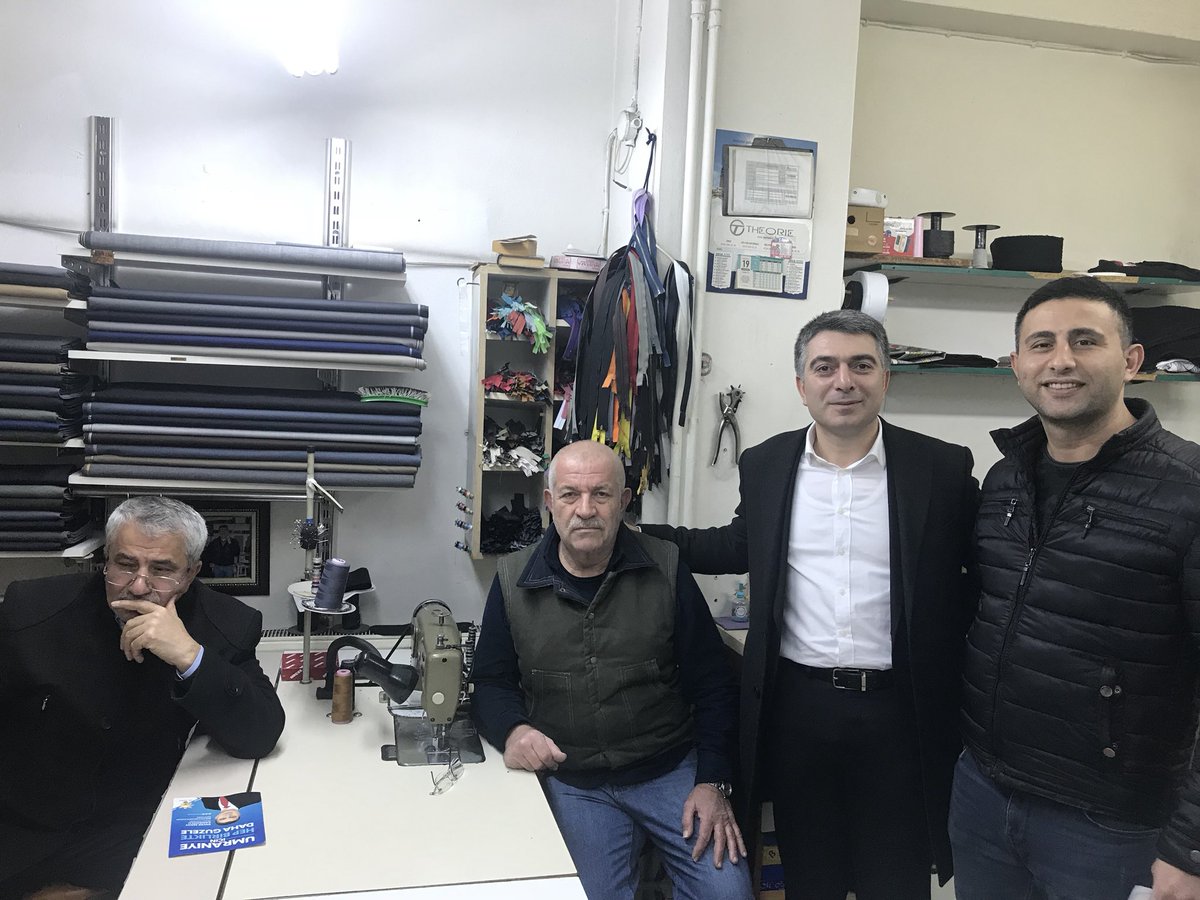 Dudullu esnafımızla hoş bir sohbet ,ilgilerine teşekkür ediyorum.            #ümraniyeiçinhepbirliktedahagüzele