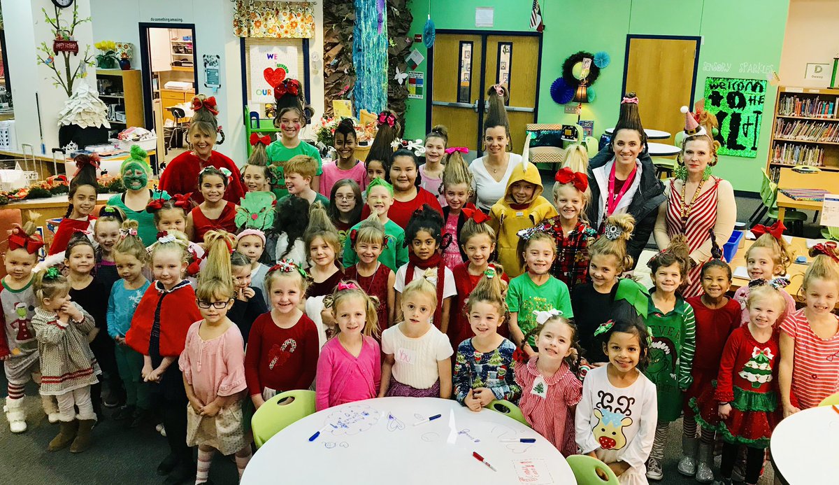 adaige's tweet photo. Cindy Lou Whos!  #IamWSES #IamDSISD https://t.co/UL7HO6WrKw