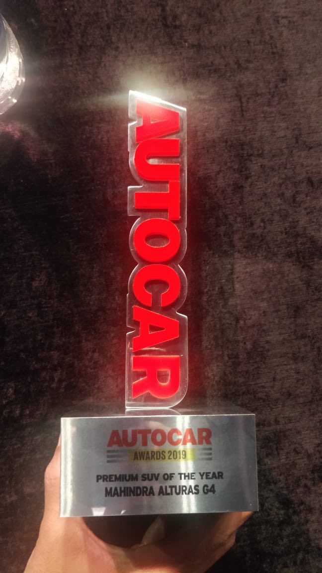 vijaynakra's tweet photo. Happy and Humbled that the Alturas G4 from Mahindra has won the Premium SUV of the year at the Auto Car Awards 2019. @anandmahindra @GoenkaPk @RajanWadhera1 @alturasg4 https://t.co/x8RZMx82ze